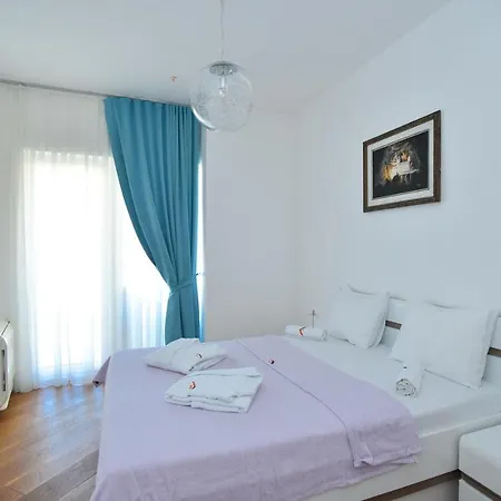 Apartment Luxury Montesun